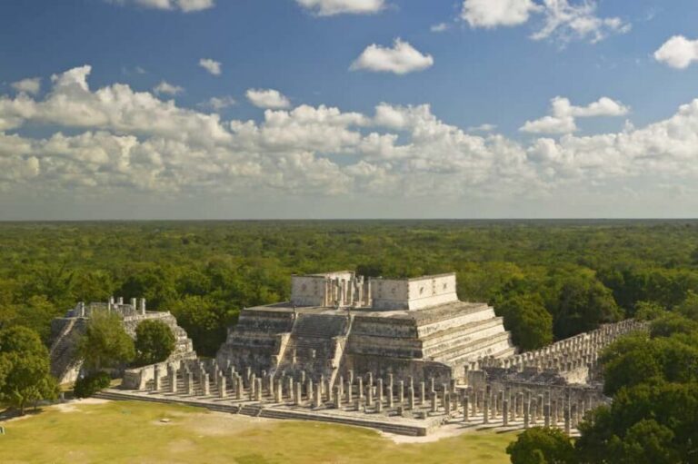 Chichen Itza On-Site Guided Tour with Certified Local Expert - Shared Bilingual vs Private Monolingual: Which Tour Fits Your Style
