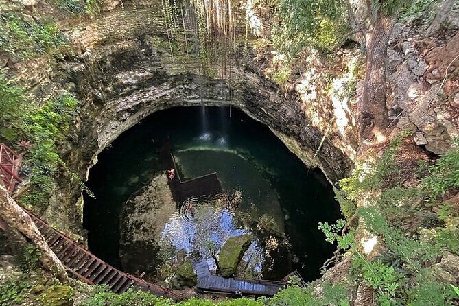 Chichén Itzá Premium Cenote y valladolid Day Tour - Chichikán Cenote: Stairs, Xibalba Ideas, and Rescue Vests