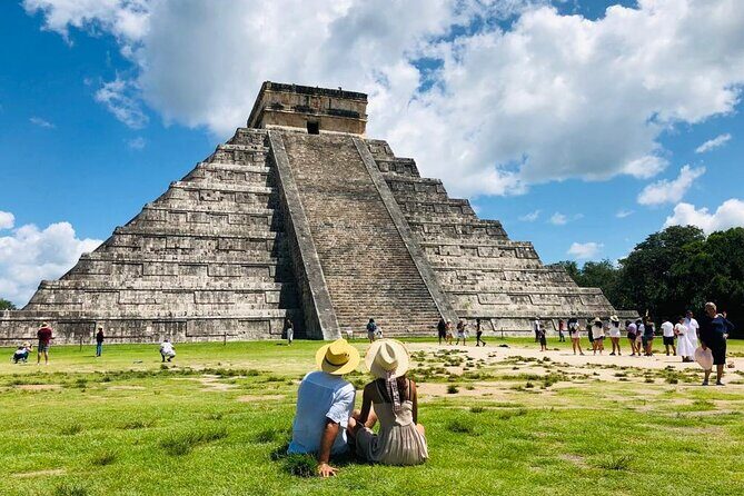 Chichén Itzá Premium Cenote y valladolid Day Tour - Chichén Itzá With Your Certified Guide: From Kukulcán to the Sacred Cenote