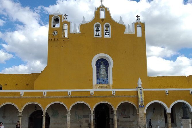 Chichen Itza, Private Cenote/Food Experience & the magic Izamal - Cathedral San Idelfonso meeting: quick, simple, and important