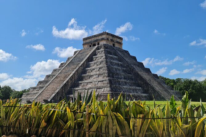 Chichen Itza Private Tour VIP - Meet your guide at Chichén Itzá: history that actually clicks