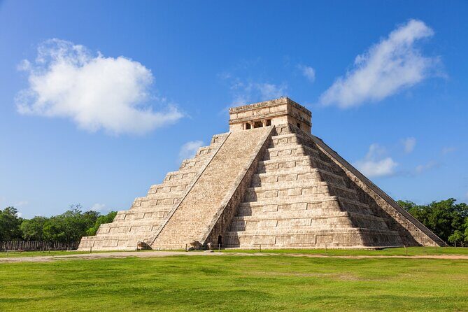 Chichen Itza: Self-Guided Tour with Audio Narration & Map - Handicraft Market stop: warm-up with context and orientation