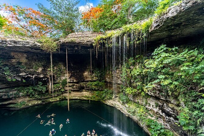 Chichen Itza, Transportation, lunch, cenote and Valladolid. - Plaza la Isla to Yaxkin: the Mayan ceremony and craft stop