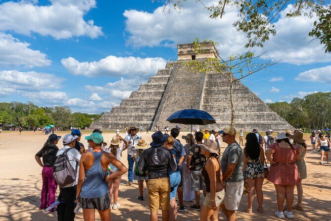 Chichen Itza, Transportation, lunch, cenote and Valladolid. - Valladolid in 30 minutes: a quick colonial hit