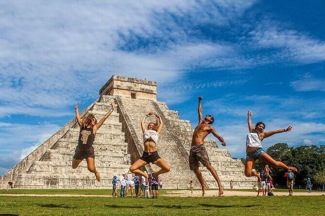 Chichen Itza Walking Tour in Portuguese or Italian Skip the Line Access - Sacred Cenote: why the underworld story matters