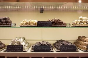 Chocolate and Cobblestones Tour with Taste of San Miguel - Meeting at Chocolates JOHFREJ and how the timing feels
