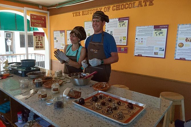 Chocolate and truffles workshop - The hands-on workshop: ganache, bonbons, and truffles you can box up