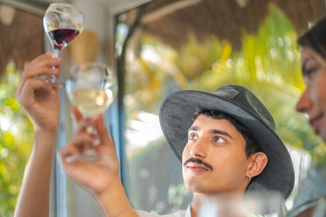 Chocolate Seaside Workshop & Wine Tasting - The chocolate tasting: 7+ varieties and what to notice