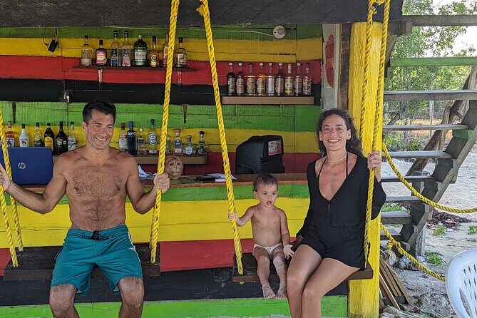 Chunky Monkey Beach Club - Lunch at Chunky Monkey: Fried Fish With the Mexican Sides You Want