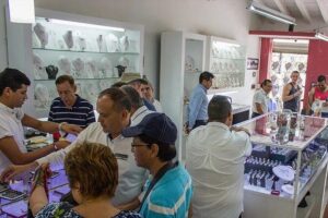 City and Tequila Tour in Puerto Vallarta - Los Arcos del Malecón: the fast way to the postcard views