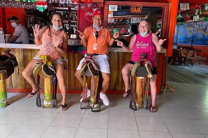 City Tour of Ixtapa Zihuatanejo - Stop 4: Mercado Municipal for handicrafts and real souvenir hunting
