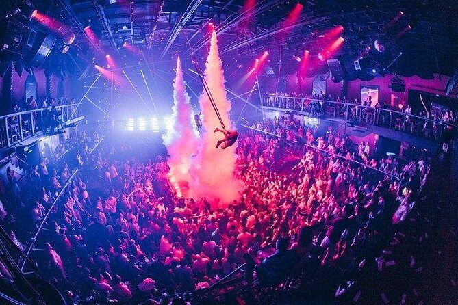 Coco Bongo Playa del Carmen New Year's Eve 2027 - Drinks at Coco Bongo: unlimited open bar, but manage your expectations