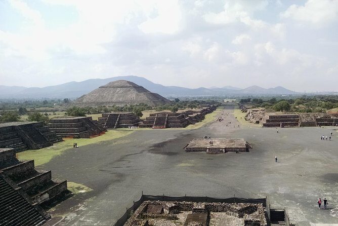 COMBO - Guadalupe Shrine & Teotihuacan Pyramids + Taxco (2 days) - The price breakdown: what you’re paying for, and what you’re getting