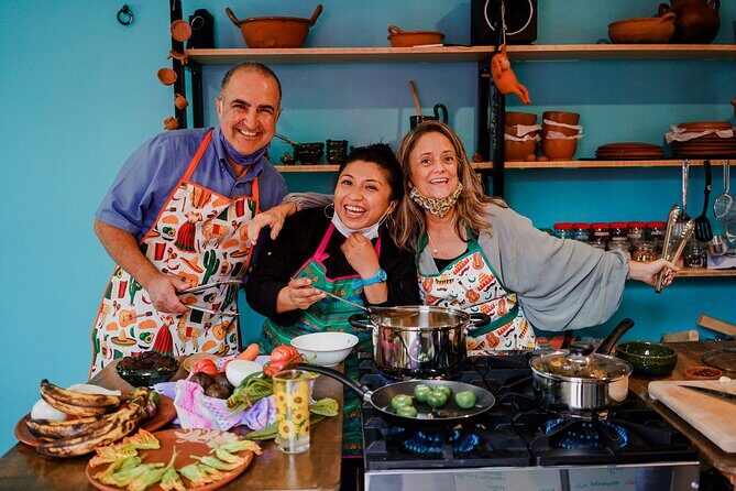 Cooking classes from the Isthmus with a Tehuana - Why a Tehuana-Led Class Beats a Standard Cooking Tour