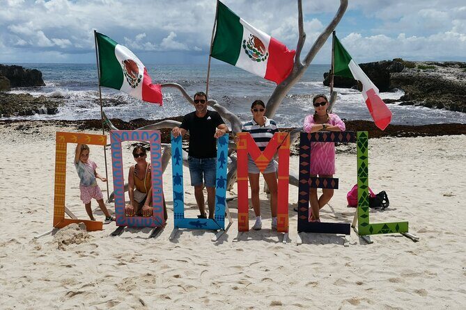 Cozumel Adventure Private Jeep or Buggy Excursion + Lunch&Snorkel - Money Bar Beach Club: lunch you can actually plan around