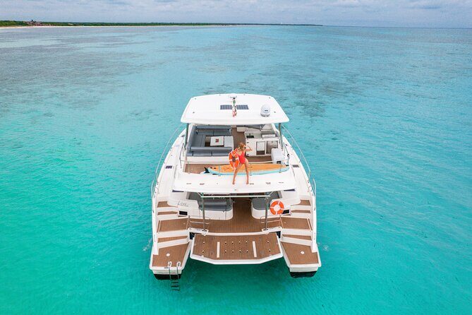 Cozumel All Inclusive: Coast & Relax 4h on 51' Leopard - Quick take: what makes this Cozumel charter special