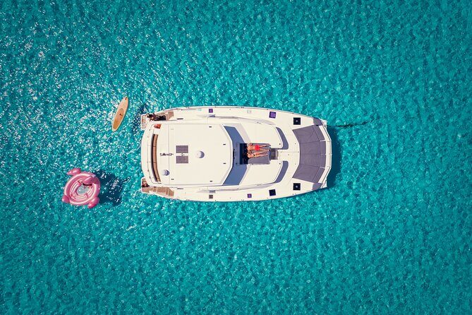 Cozumel All Inclusive: Coast & Relax 4h on 51' Leopard - Costs to know up front: private price plus a few add-ons