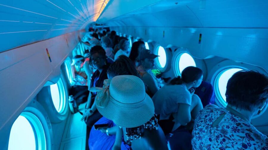 Cozumel: Atlantis Submarine Adventure - A real submarine ride to 100 feet: what the experience feels like