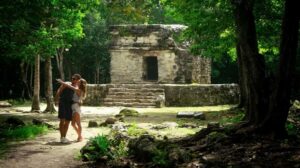 Cozumel: Buggy Adventure, Ruins, Tequila Tasting & Beach Fun - San Gervasio ruins: the big Mayan stop on Cozumel