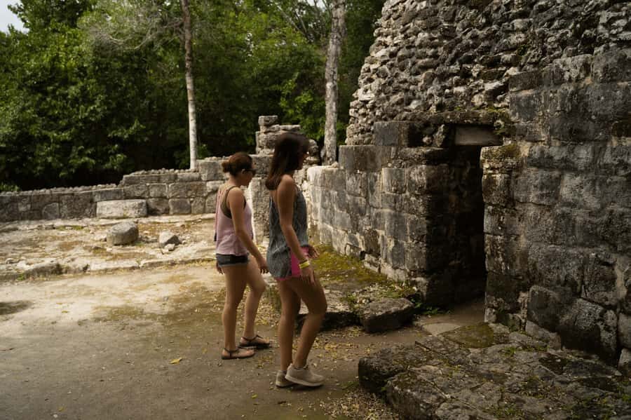 Cozumel: Buggy Adventure, Ruins, Tequila Tasting & Beach Fun - Taking the wheel: driving a dune buggy on island roads