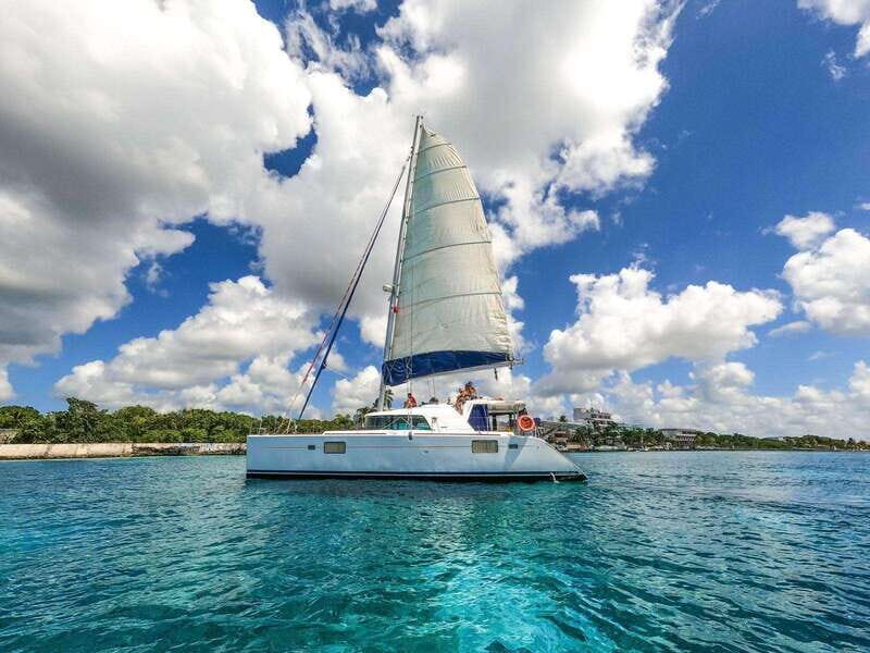 Cozumel: Catamaran Tour To Isla de la Pasión - Beach time on the island: up to two hours of sun and slow pacing