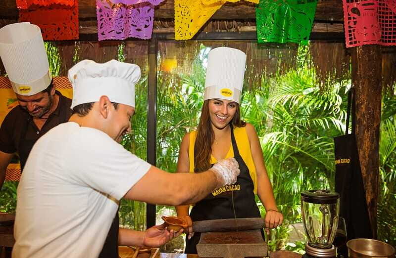 Cozumel: Chocolate Workshop at The Mayan Cacao Company - From cacao seeds to your handmade chocolate bar
