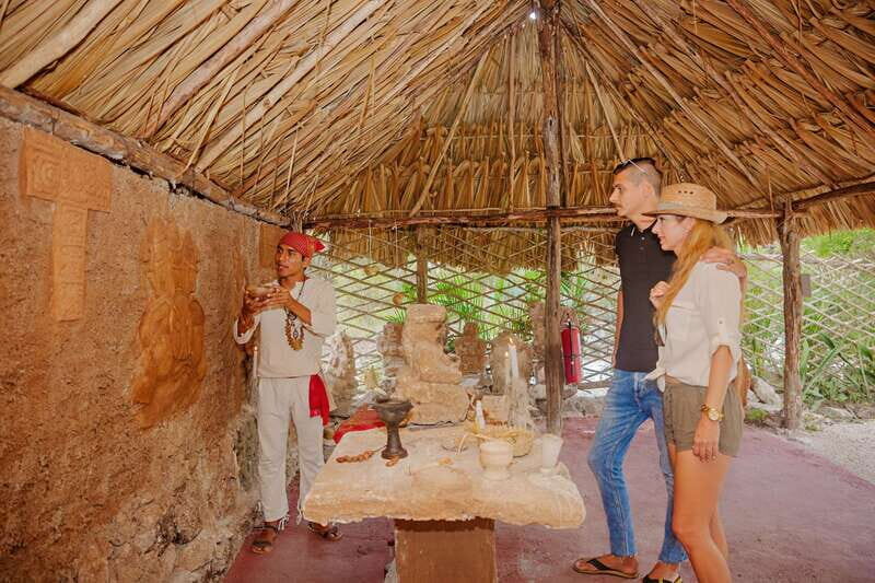Cozumel: General Entrance to Mayan Bee Sanctuary - A 45-minute break from Cozumel’s usual routine