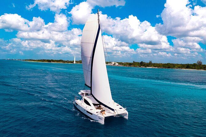 Cozumel Luxury Sailing & Snorkeling with Lunch and Open Bar Onboard - Key highlights at a glance