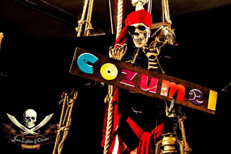 Cozumel: Pirate Ship Cruise with Open Bar, Dinner, and Show - Open Bar Setup: Premium vs Deluxe Bottles