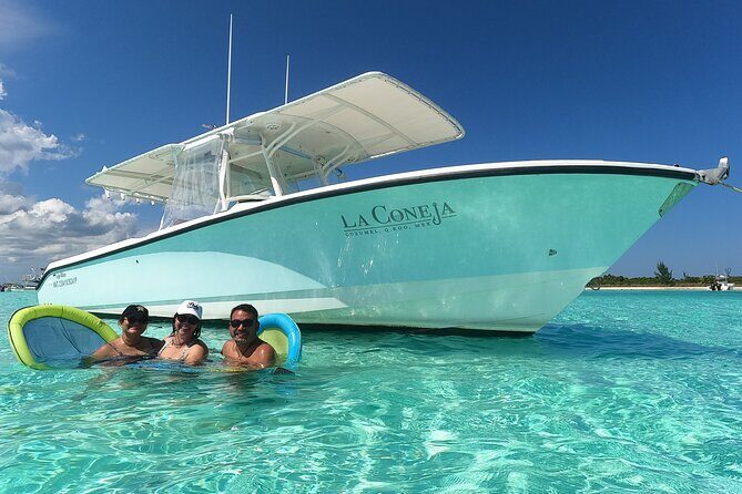 Cozumel Private Snorkeling and Charter Experience - Food, drinks, and snacks: the floating meal that changes the vibe