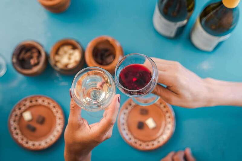 Cozumel: Seaside Chocolate Workshop and Wine Tasting - The Hands-On Part: Grinding Kit, Cocoa Bean, and Making Your Own Bar