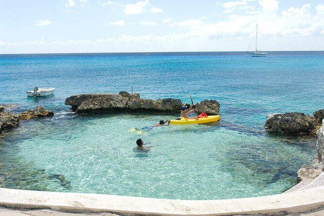 Cozumel Shore Excursion: Mini-SUB Diving Adventure - Safety and Comfort: The Helmet Reality (Claustrophobia Included)