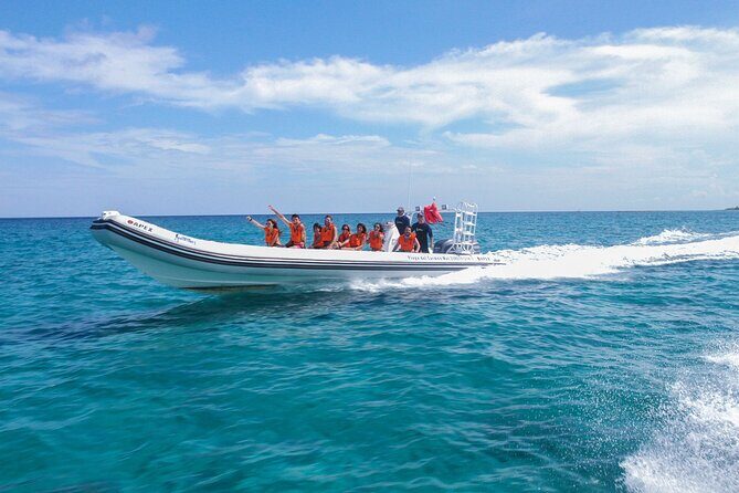 Cozumel Starfish and Tropical Reef Snorkeling by Powerboat with Lunch - Boat Ride Rhythm, Lunch on Board, and a Manageable Group