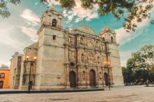 Culture, History and Food in Oaxaca City - Start at the Quiosco Area, End at Santo Domingo de Guzmán