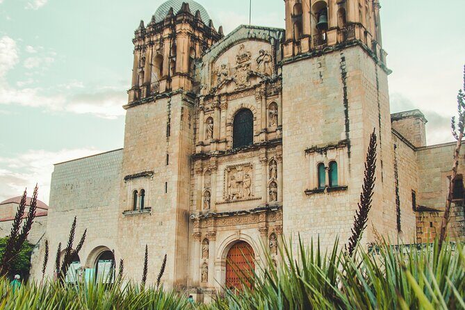 Culture, History and Food in Oaxaca City - Mercado Benito Juárez: Crafts, Ingredients, and a Local Sense of Taste