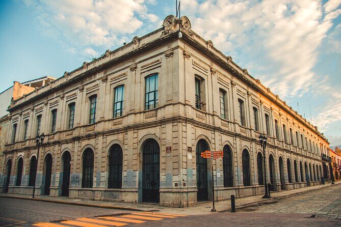 Culture, History and Food in Oaxaca City - Santo Domingo Complex: Temple, Ex-Convent, and Festival DNA