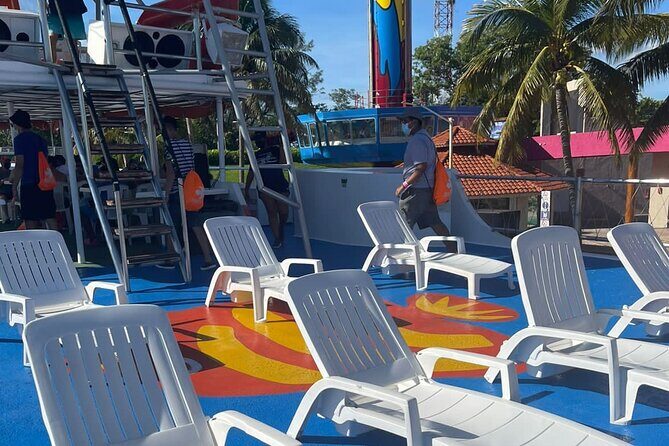 Dancer Cruise Isla Mujeres Snorkel Food and Drinks Included - Stop 2: Arrecife El Meco snorkeling plus a slide and trampoline break