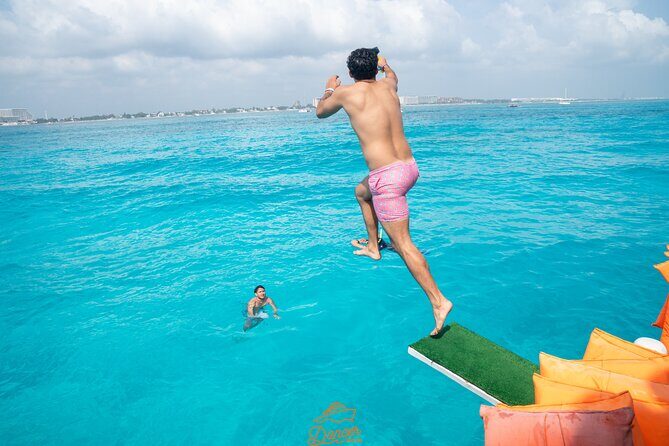 Dancer Cruise Isla Mujeres Snorkel Food and Drinks Included - Food, lunch pacing, and how it keeps the day from feeling chaotic