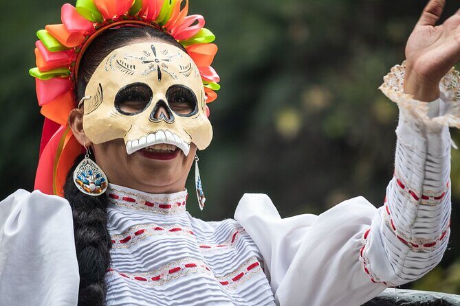 Day of the Dead Tour in Mexico City - Mexico City Evening Logistics: What to Expect Before You Even Leave