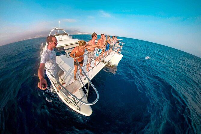 Deluxe Catamaran to Isla Mujeres with Open Bar from Cancun - How the day actually runs: a clear rhythm from Cancun to Isla Mujeres