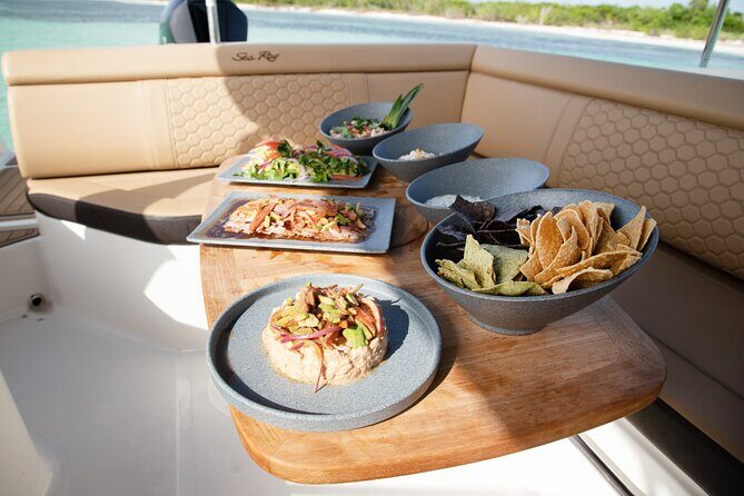 Deluxe Private Boats - 27 ft Sea Ray - Who This 5-Hour Private Boat Is Best For