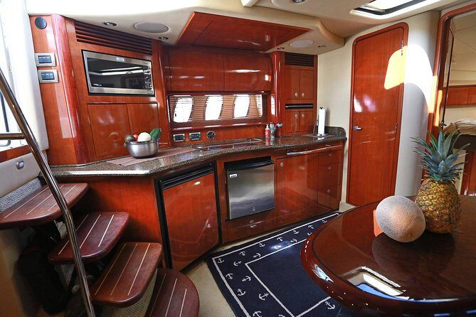 Deluxe Private Boats - 40 ft Sea Ray - Lunch on board: fresh ceviche, snacks, and an open bar that keeps the day moving