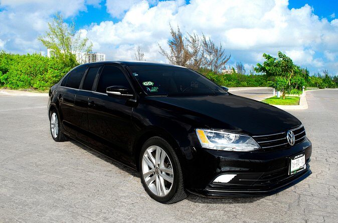 Departures in Luxury Sedan from Akumal to Cancun Airport - Price and value: is $152 a bargain or a splurge?