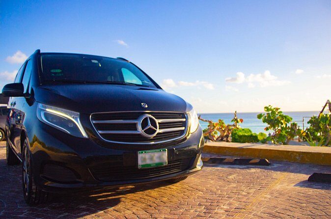 Departures in Mercedes Benz from Playa del Carmen to Cancun Airport - Who This Transfer Is Best For (and Who Might Think Twice)