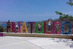 Discover the magic of Huatulco and its surroundings areas - Mezcal, Chocolate, and Local Snacks: The Stop That Makes the Price Feel Real