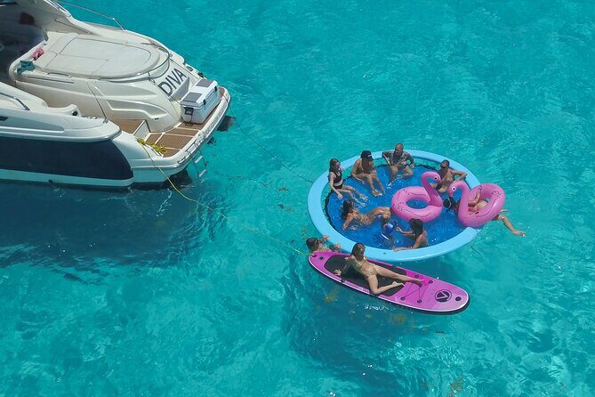 DIVA 60ft Elite Italian Yacht Experience in Cancun - 1–3 Hours: Nichupté Lagoon, Cancun Bridge Views, and a Quick Swim