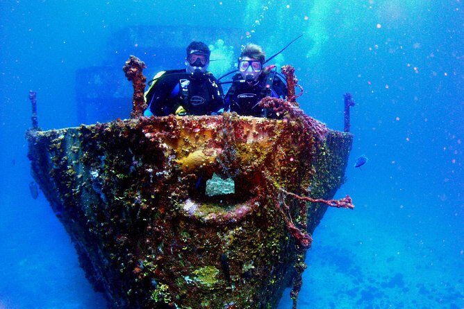 Diving in Cancun for Certified Divers | 2 Dives | All Inclusive - Private Guide + Small Group Size: Better Attention Underwater