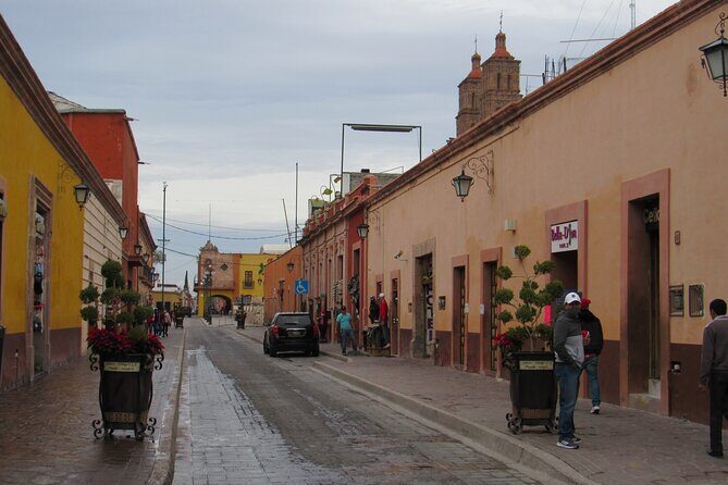 Dolores Hidalgo & Sanctuary of Atotonilco - Atotonilco Sanctuary: A sacred interior and calm town streets