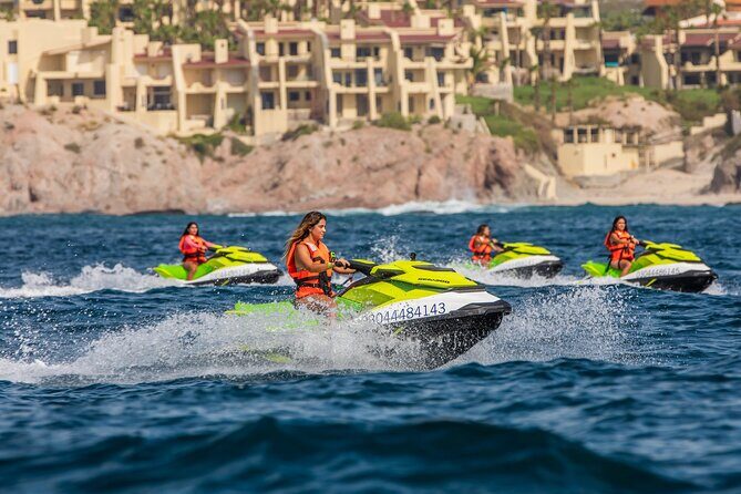 Double Jet Ski and Boat Ride in The Sea of Cortez Guided Tour - Guides and crew: where the experience earns its 4.9