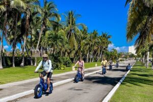 E-bike West Coast Snorkeling Tour - Meeting point and how the day flows from 10:00 am